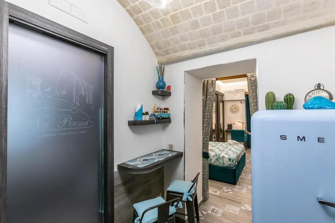 Suite Na' Poesia Santa Chiara Ztl Naples 0*,