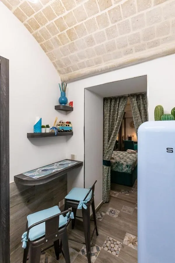 Suite Na' Poesia Santa Chiara Ztl Naples Apartment