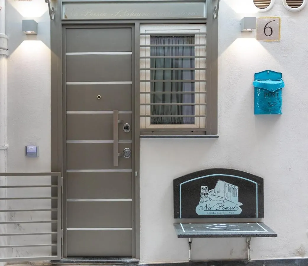 Apartment Suite Na' Poesia Santa Chiara Ztl Naples Italy