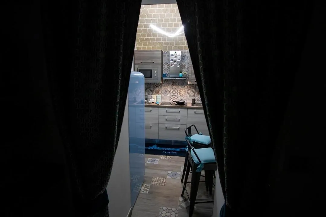 Suite Na' Poesia Santa Chiara Ztl Naples